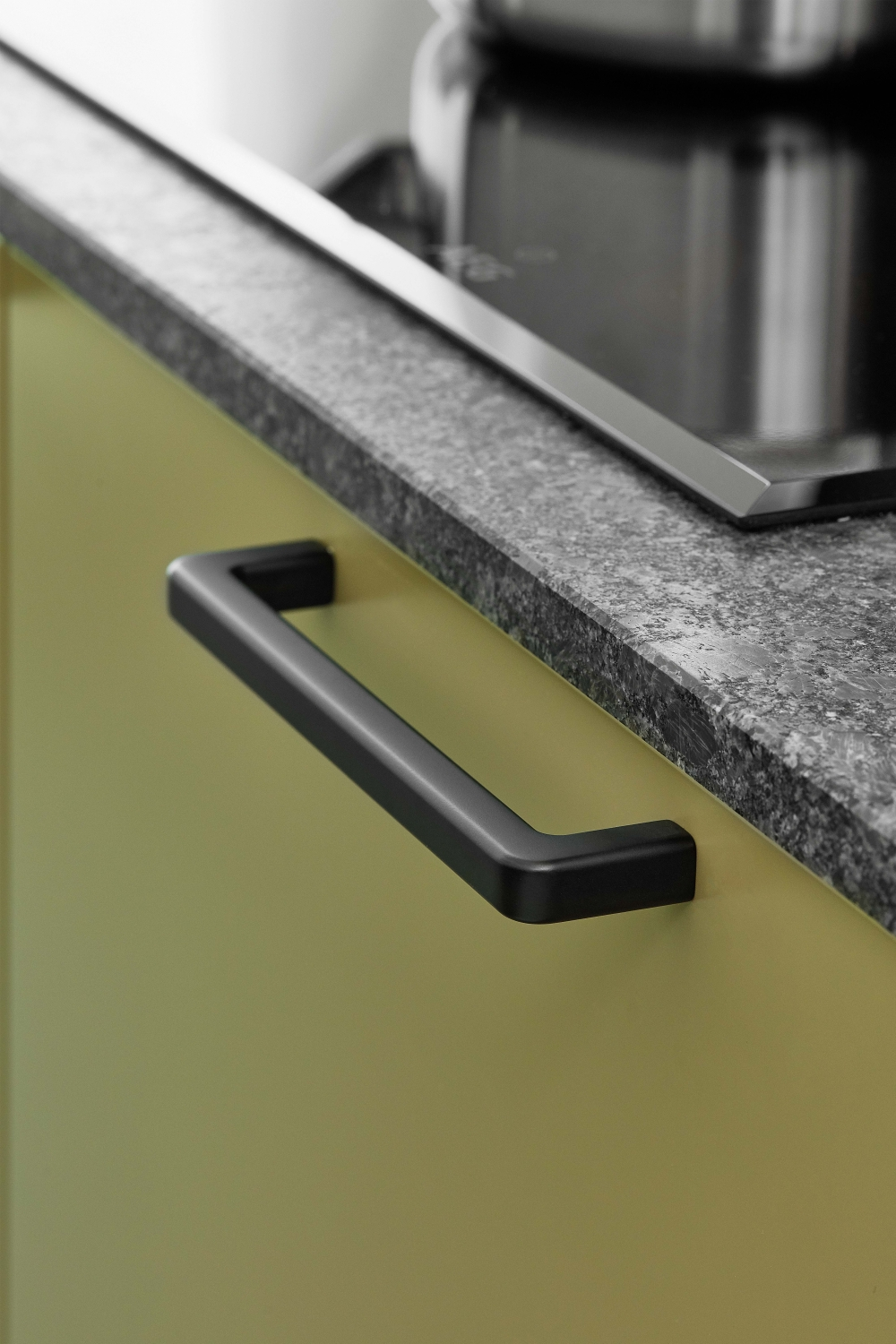 Furnipart Mango 160mm Black