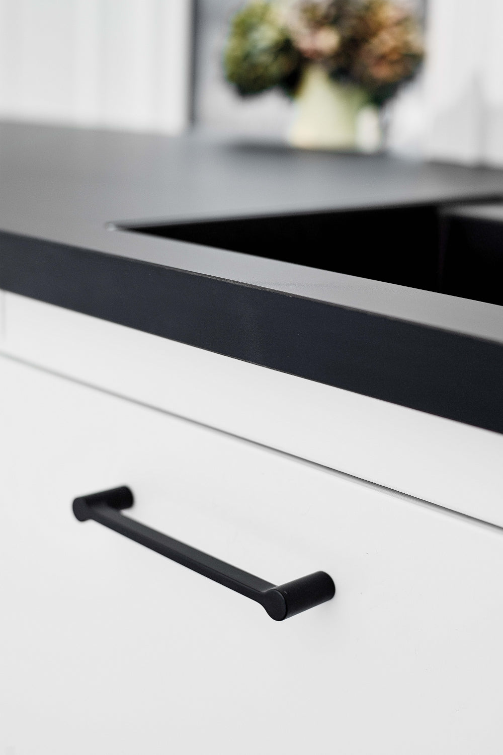 Furnipart Scope Cabinet Handle — Matt Black Aluminium, 160mm