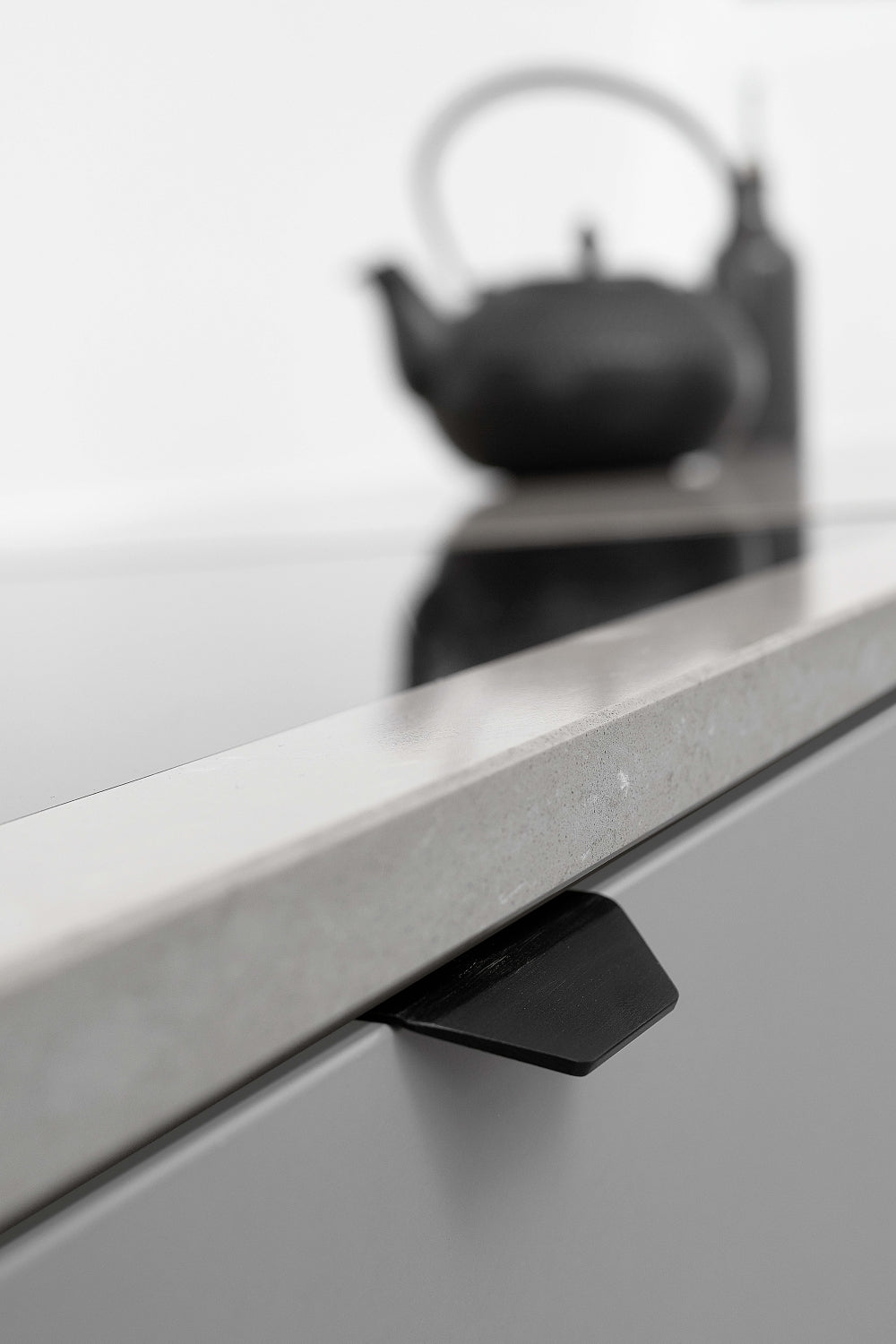 Furnipart Blaze 2 200mm Brushed Matt Black